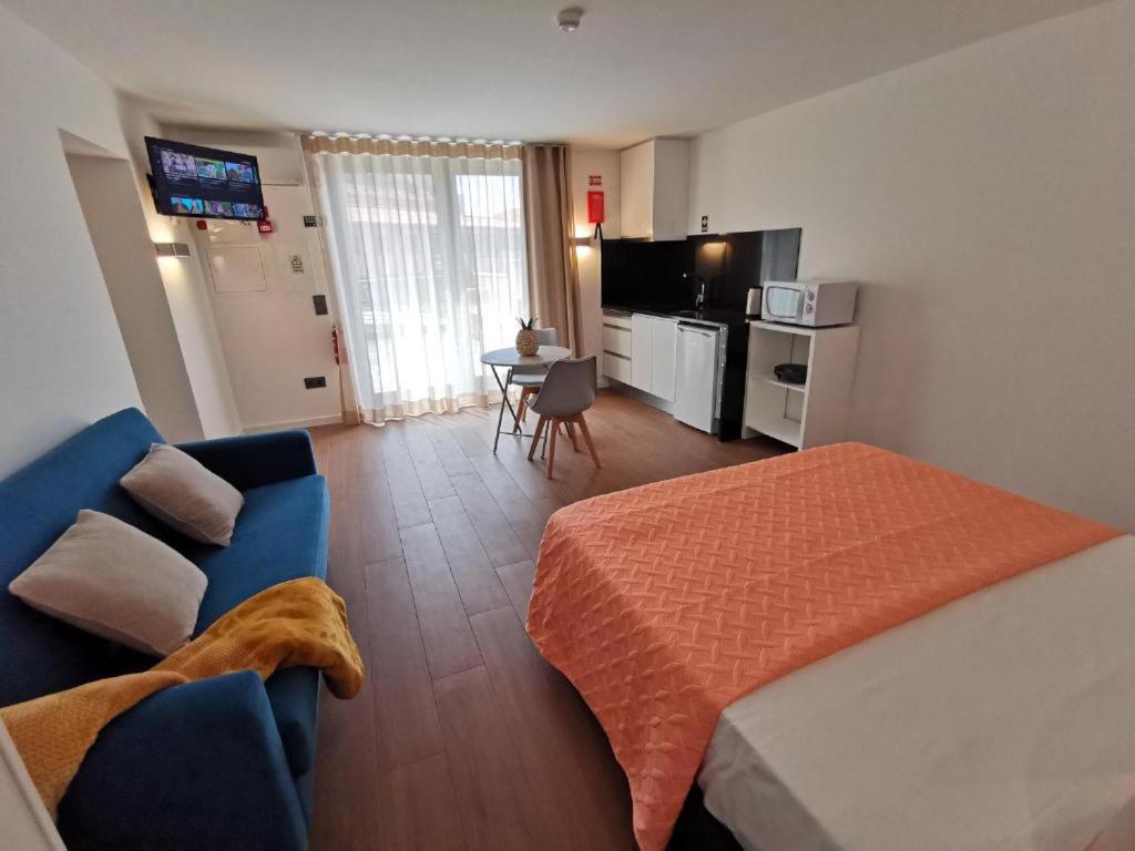 Chale Esmeralda - Charming Studios In Calheta Beach Экстерьер фото